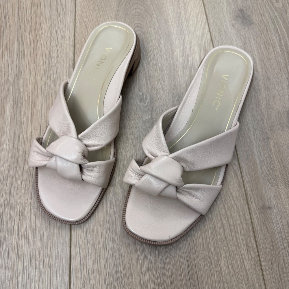 TT Vionic Mabel Leather Knotted Slide Sandals Cream Square Toe Block Heel  8 - Picture 2 of 10